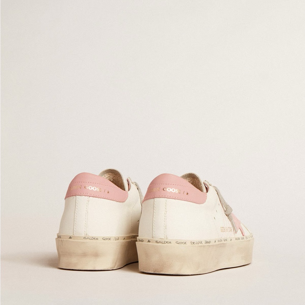 Hi Star with suede star and old rose leather heel tab
Size 9 - Picture 3 of 5